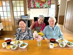 お誕生日おめでとうございます！にっこりハイ、ポーズ！